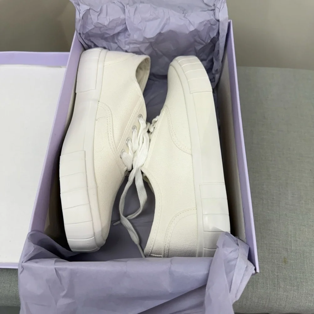 Madden Girl | White Canvas Sneakers